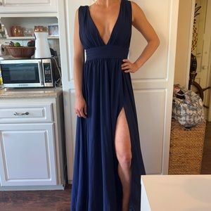 Lulus Maxi Dress Size S - worn once. So stinking cute!!! In perfect condition.